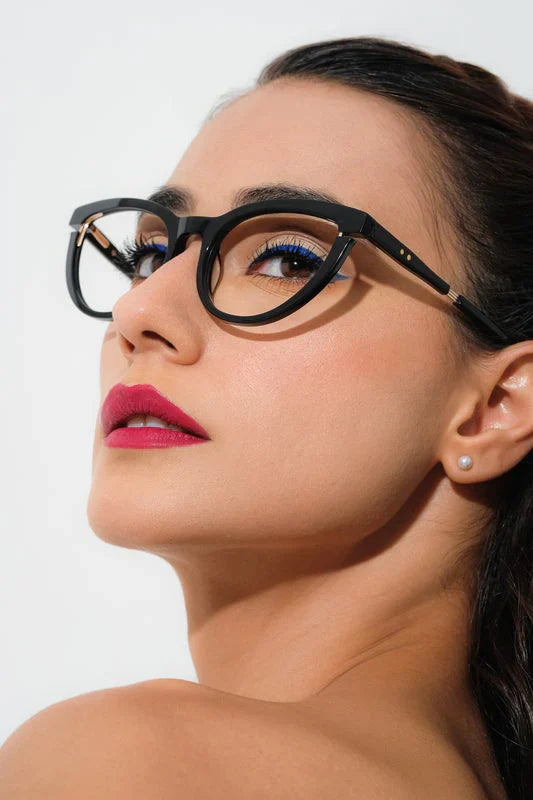 WOMEN EYEGLASSES