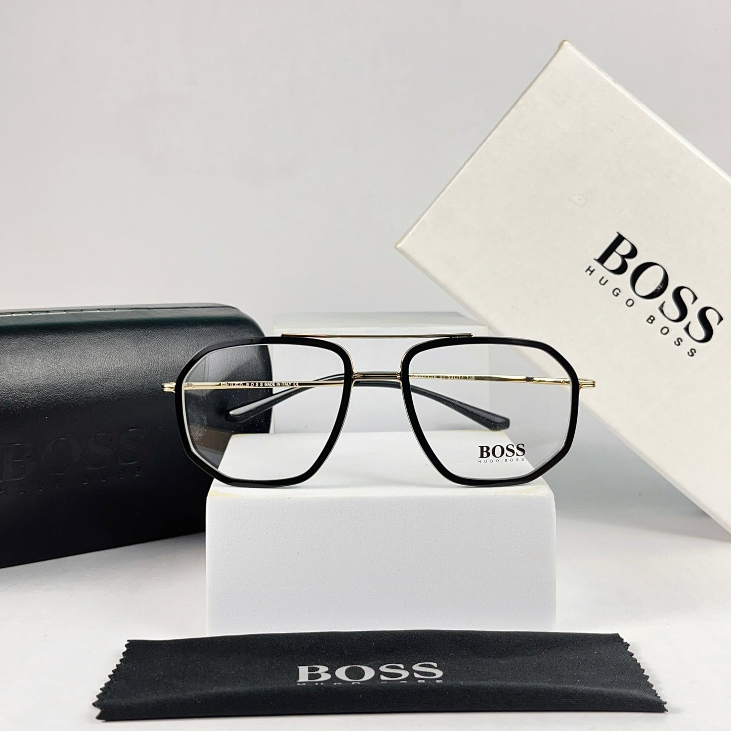 HUGO BOSS EYEWEAR