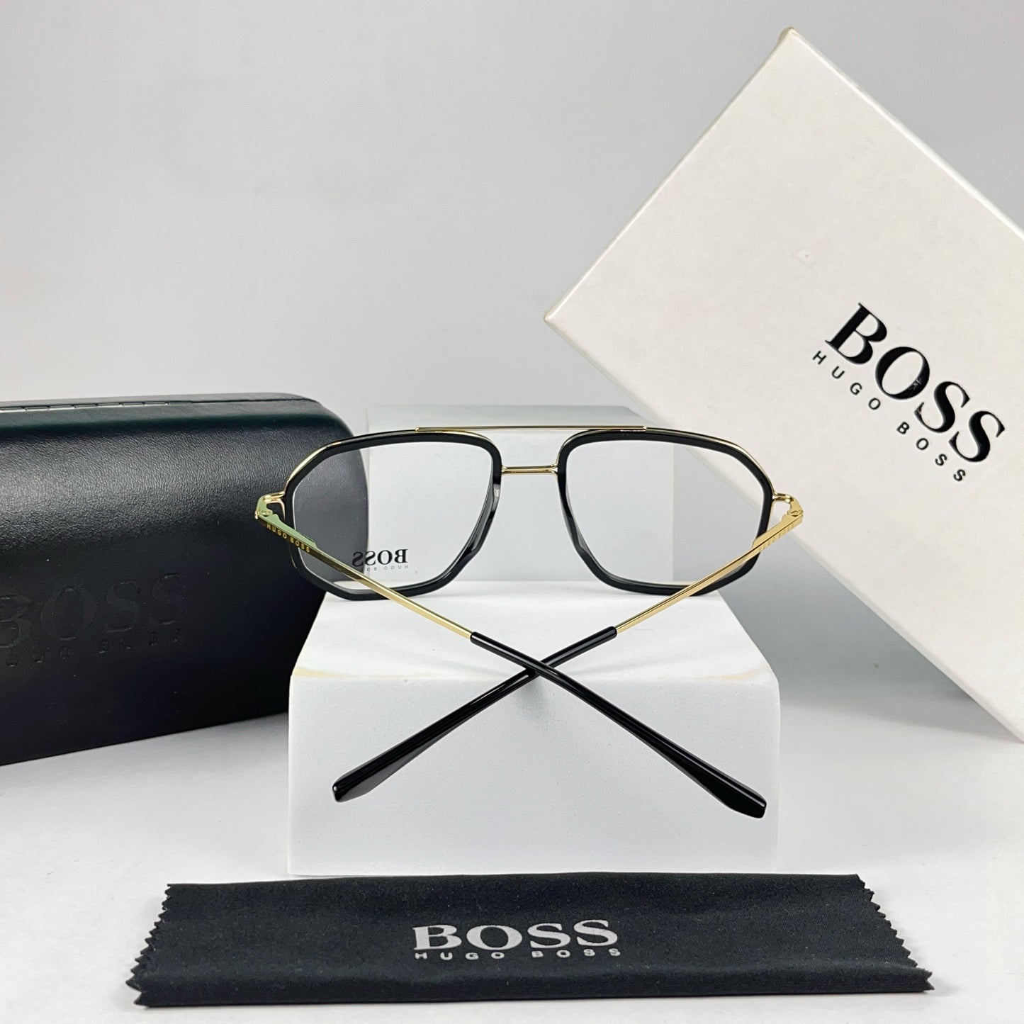 HUGO BOSS EYEWEAR